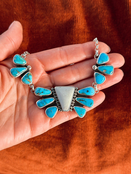 SUPER BLOOM CHOKER - NO. 1