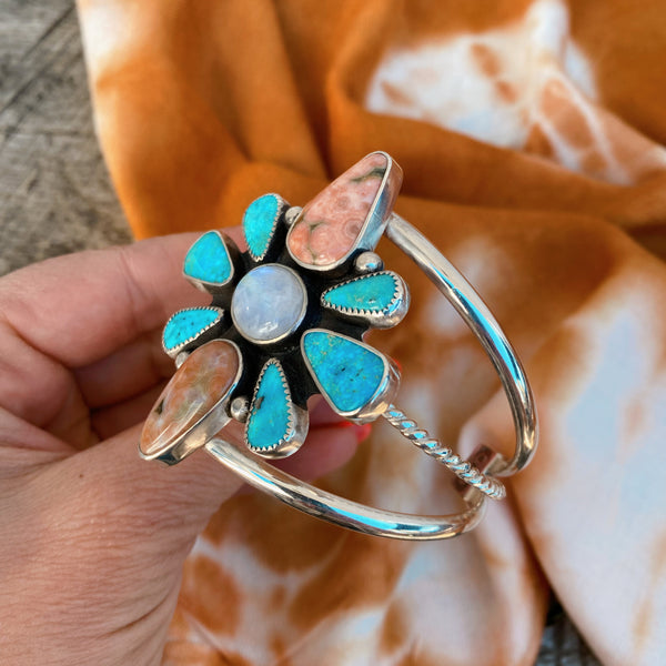 SUPER BLOOM CUFF - No. 1