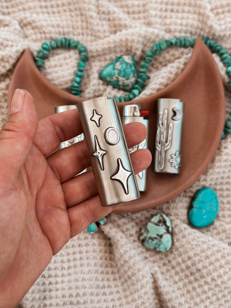 STARRY NIGHT LIGHTER SLEEVE