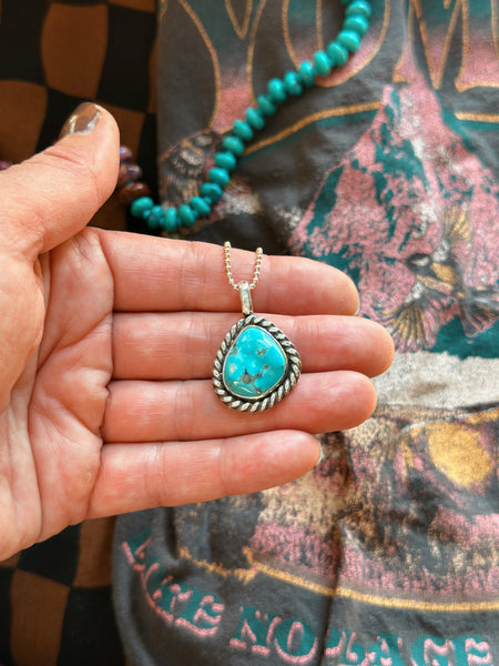 NUGGET LASSO CHARM - NO. 1