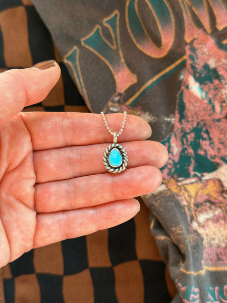 MINI LASSO CHARM - NO. 1